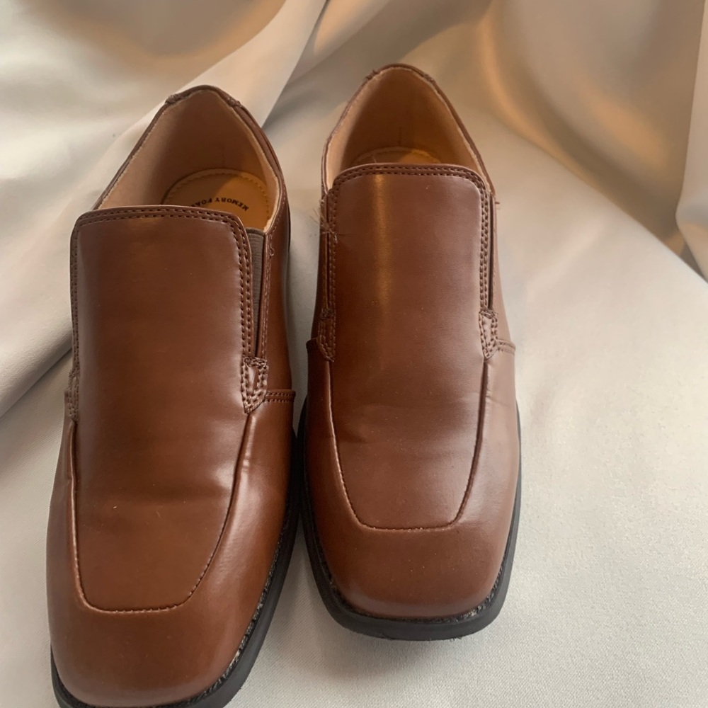 Big Kiss Brown Loafers